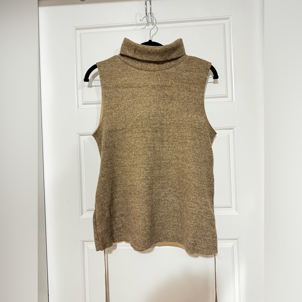 Zara  Cutout Turtlenrck Size M